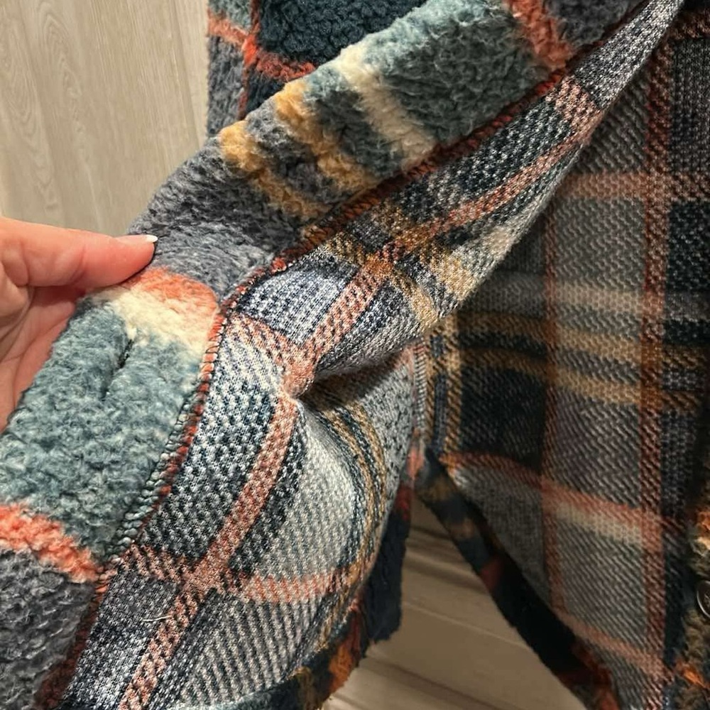 Jacket - Picture 2 of 3